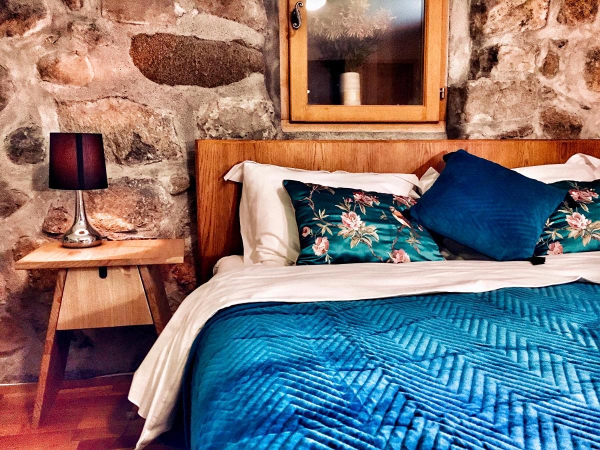 Chambre D'Hotes La Grange Des Ecrins Chabottes Exterior foto